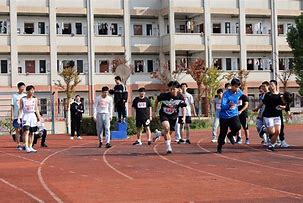 开元棋牌官方网站-今晨体能课后，新疆广汇状态回暖备战全明星赛，底气十足，纪律约束更严格(2025年挑战杯时间安排)