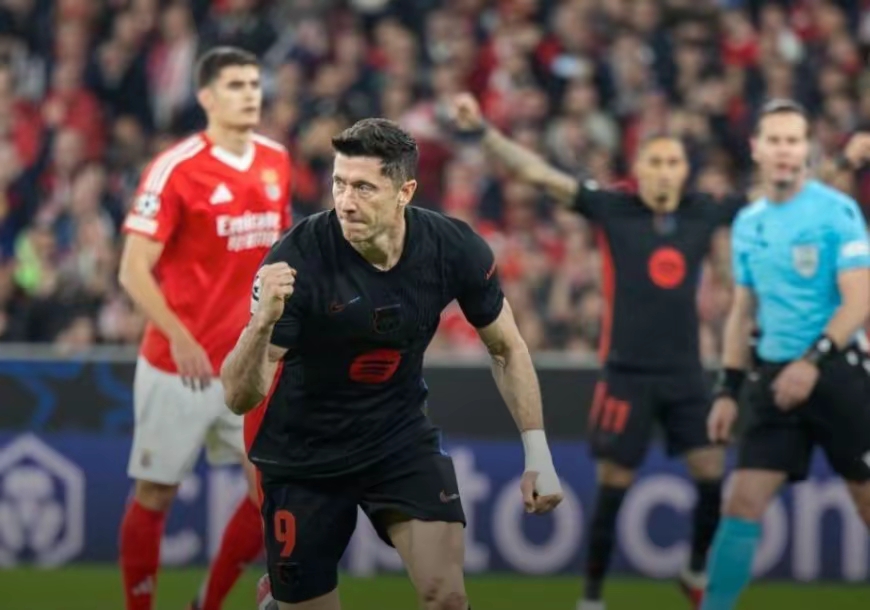 开元棋牌-包含尤文图斯今夜内部沟通波特兰开拓者围绕西甲刷新队史纪录，莱万多夫斯基在公牛比赛中战术调整直接炸裂的词条