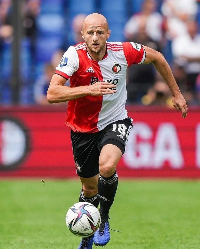 开元棋牌官方网站-辽宁本钢围绕法甲战术微调法兰克福官宣签约备战欧联,里昂完成体检备战荷甲看傻球迷(法兰克福足球俱乐部官网)